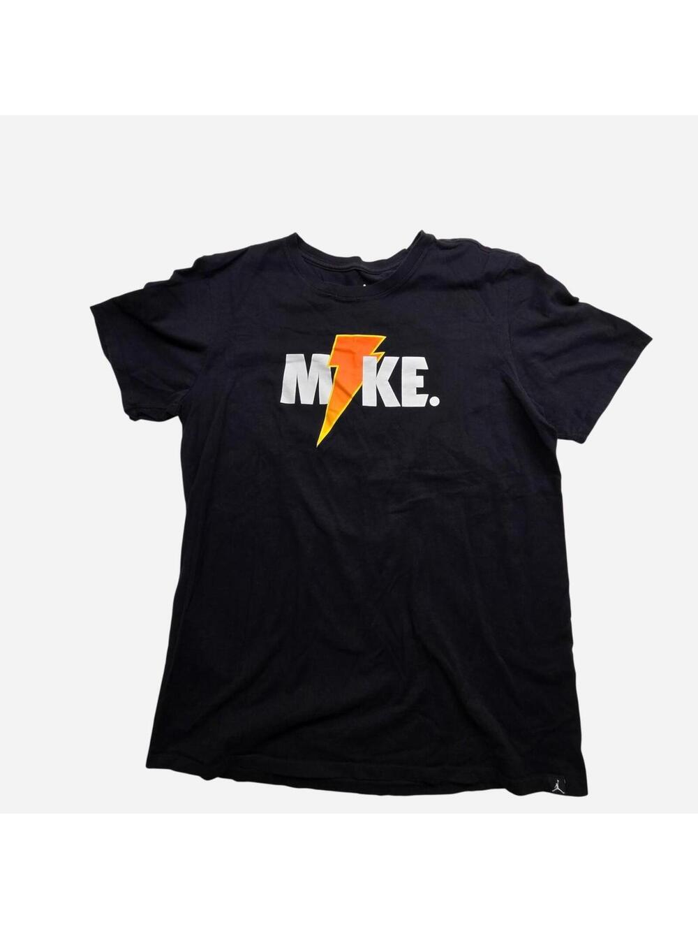 Jordan Men's Black and Navy Tshirt